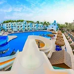 Mirage Bay Resort & Agua Park