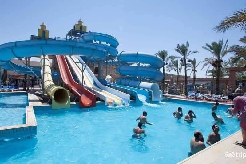 Mirage Bay & Agua Park Hotel 4*
